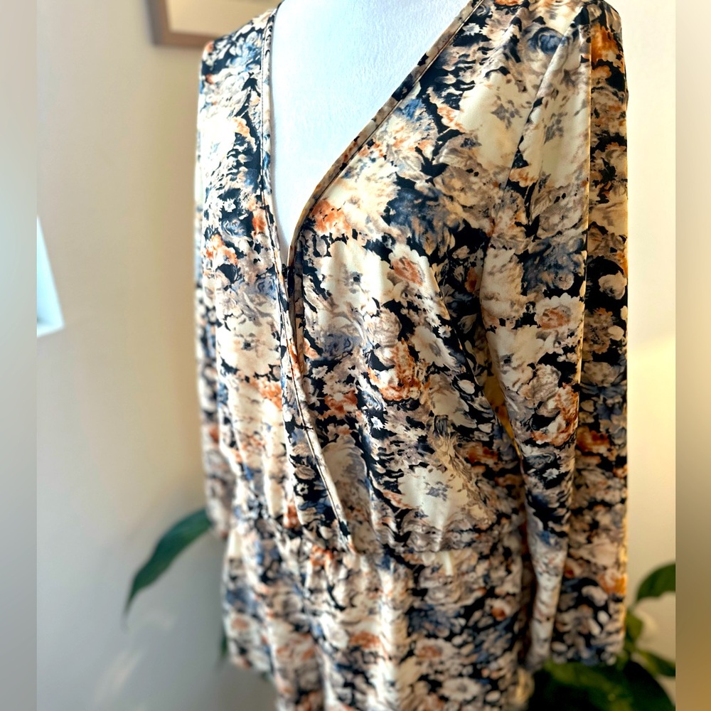 Floral V neck romper